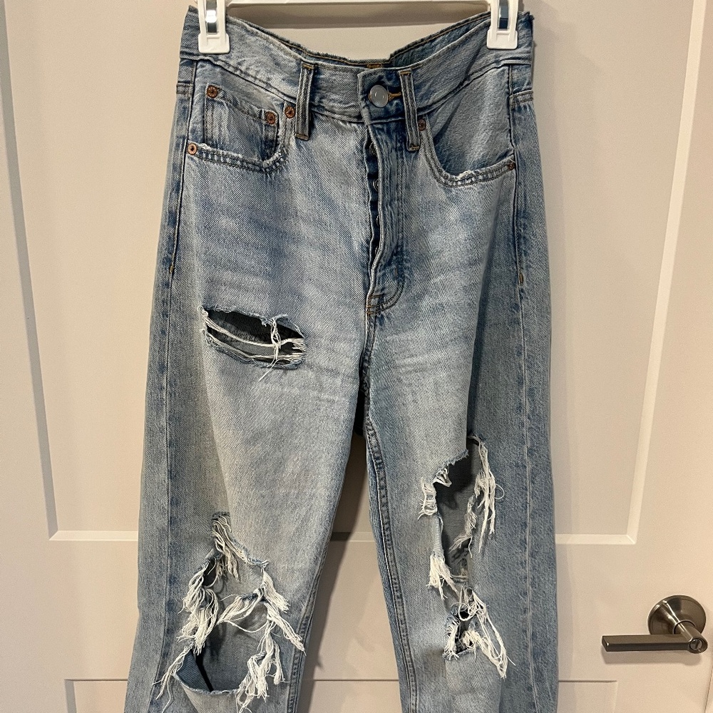 High-Rise 90s Baggy Distressed Aeropostale Jeans